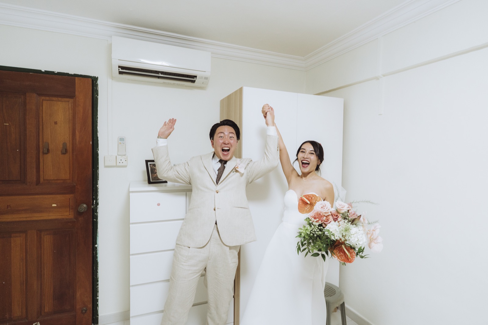 Amabelle-and-Bryan-Joyous-White-Botanical-Wedding-at-Goodwood-Park-Hotel-23.jpg