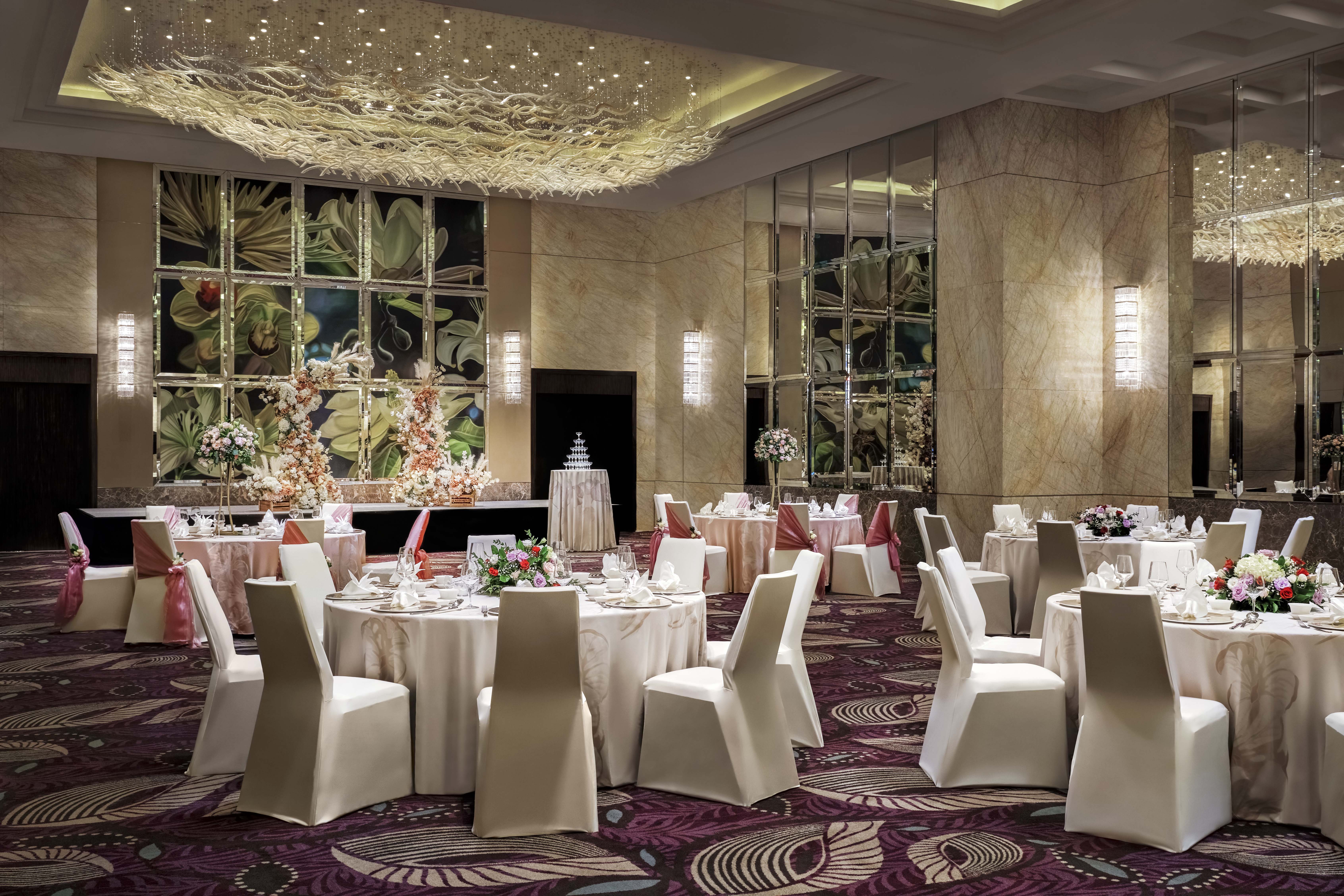 5698_WES_SINWI_GRAND_BALLROOM_ROUND_TABLE_2_1723-low.original.jpg