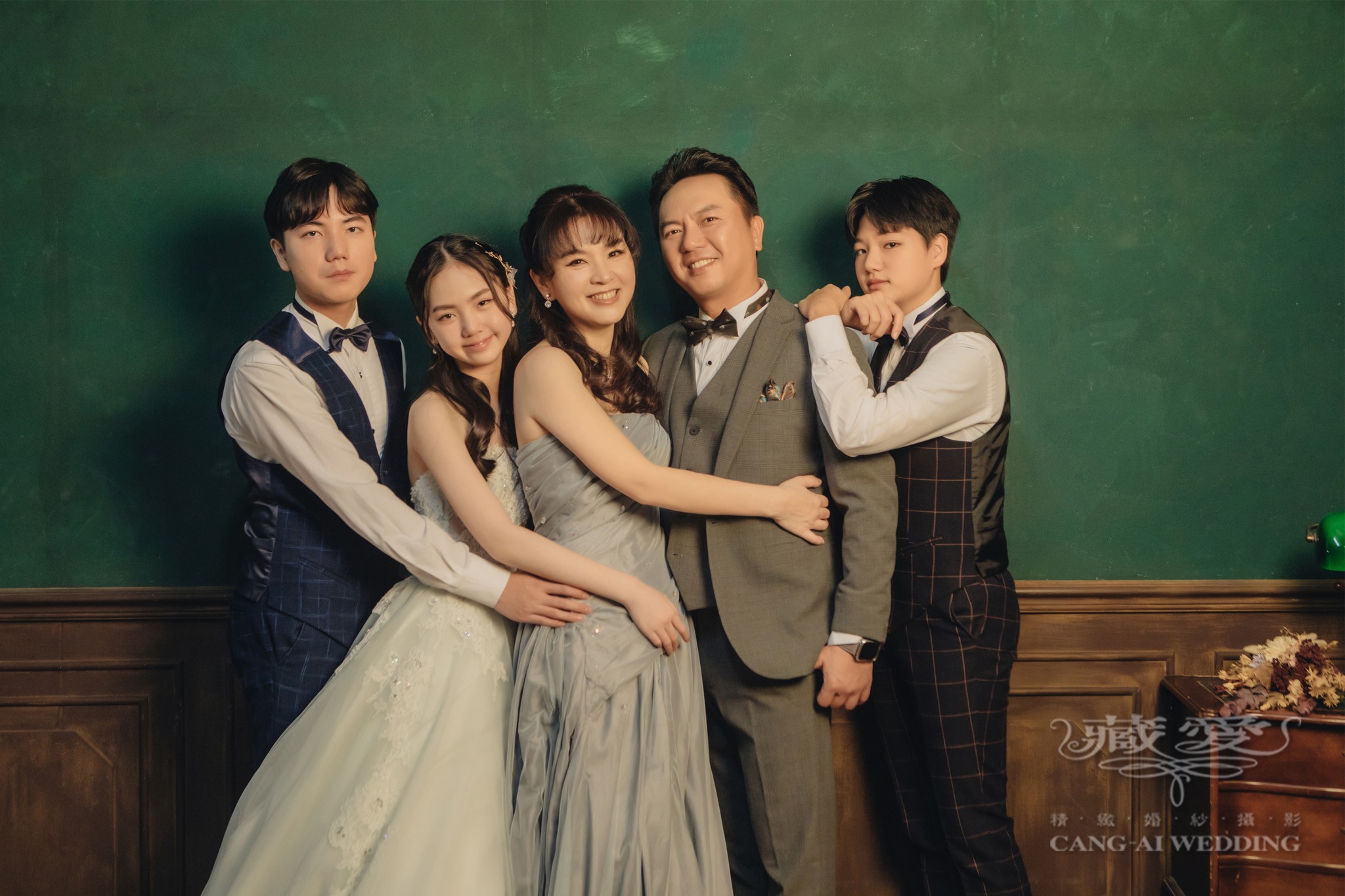 Family portraits %282%29