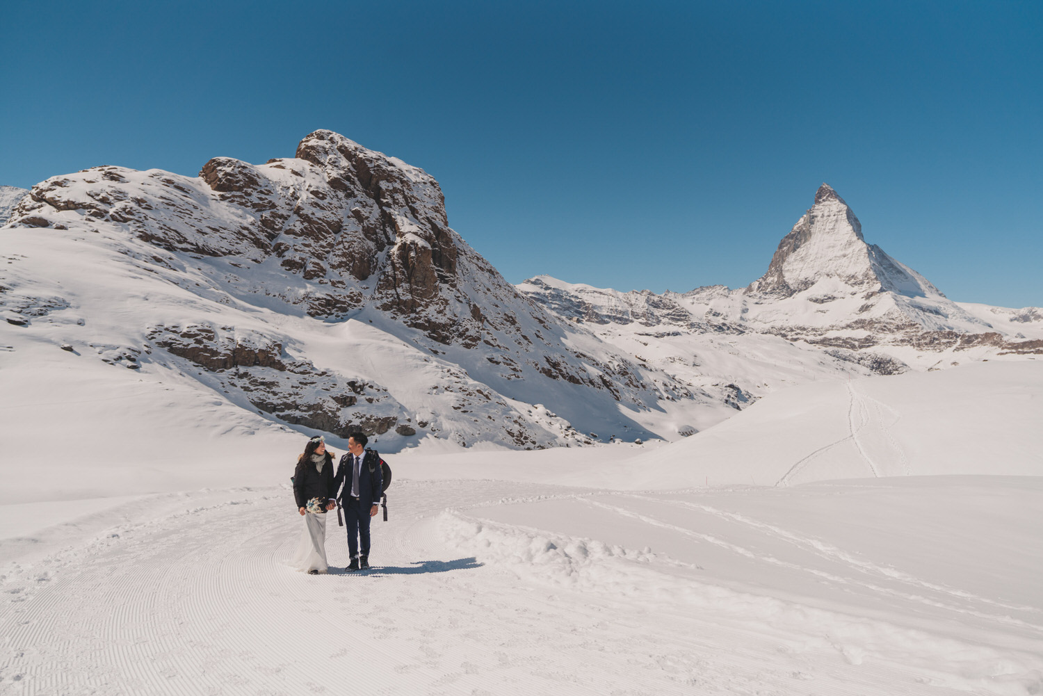 Knotties frame destination pre wedding switzerland kz %2820%29