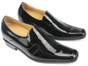 WALKING TALL – Tall, Dark & Handsome