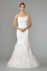 1018_am_gown1_white_trumpet_sweetheart_satin_f.admin