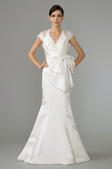 1069_am_gown2_white_trumpet_vneck_satin_f.admin