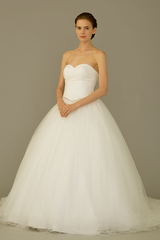2428_yv_gown3_white_ball_sweetheart_organza_f.admin