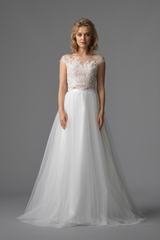 3230_am_gown2_white_aline_ill_lace_f.admin