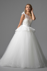 3365_lb_gown2_white_ball_sweetheart_tulle_f.admin