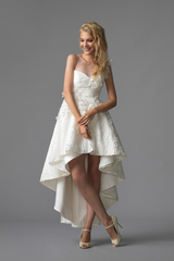 3526_yv_gown6_white_hl_ill_lace_f.admin