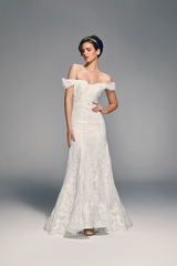 4251_lb_gown3_white_ff_offshoulder_lace_f.admin