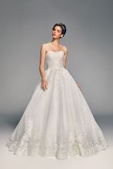 4255_lb_gown5_white_ball_sweetheart_lace_f.admin