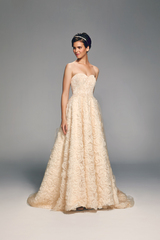 4347_yv_gown5_cream_aline_sweetheart_organza_f.admin