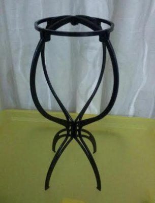Wig stand black.jpg