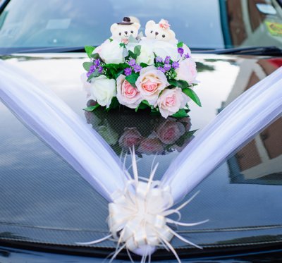Car flower decor.jpg