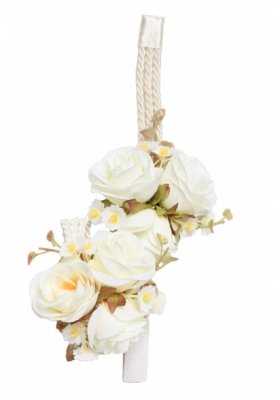 corsage.jpg