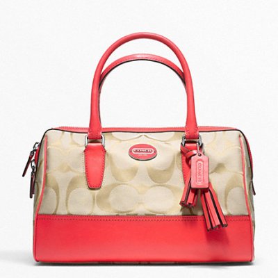 01 coach F23575 03.jpg