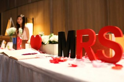 MR & MRS.jpg
