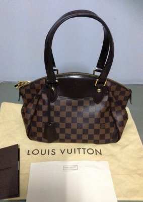 LV verona front view pm 2.JPG