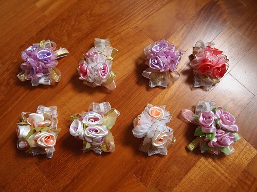 Stretchable wrist corsages.jpg