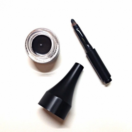 mkt_eyeliner_2.jpg