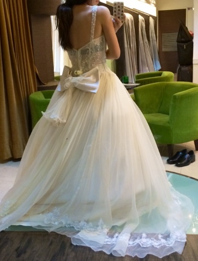 White gown - back (without ribbon).jpg
