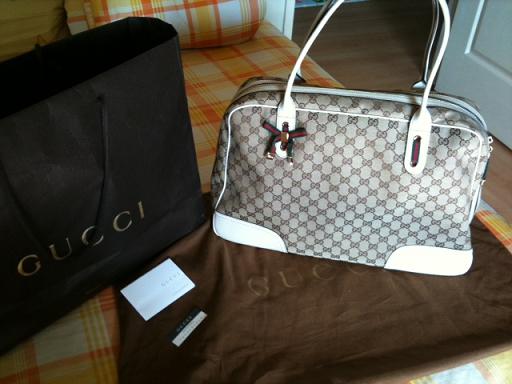 Gucci_fullview.jpg
