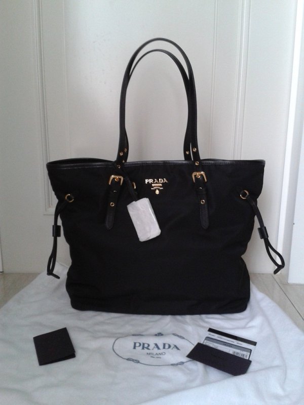 tote front .jpg