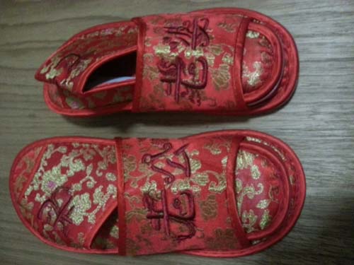 Lao Gong Lao Po Slippers.jpg