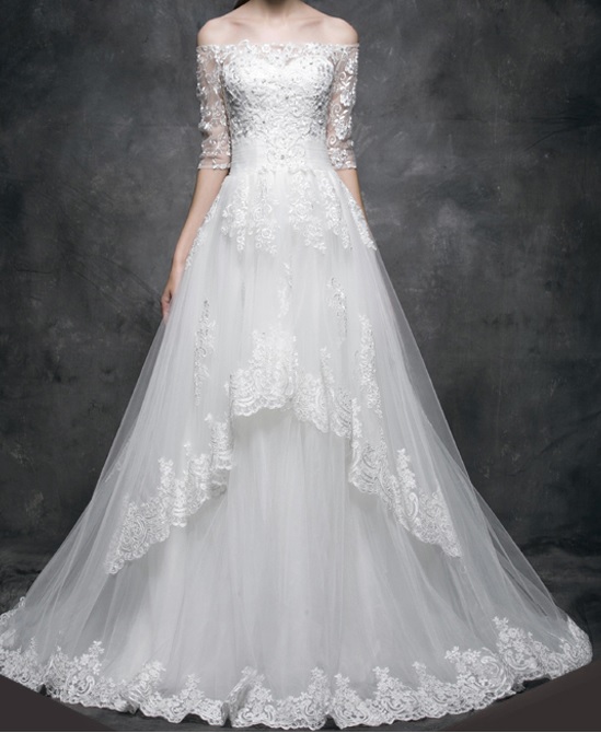lace gown 1.jpg