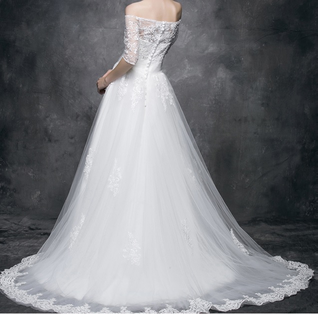 lace gown 2.jpg