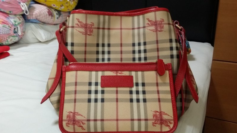 burberry 1.jpg