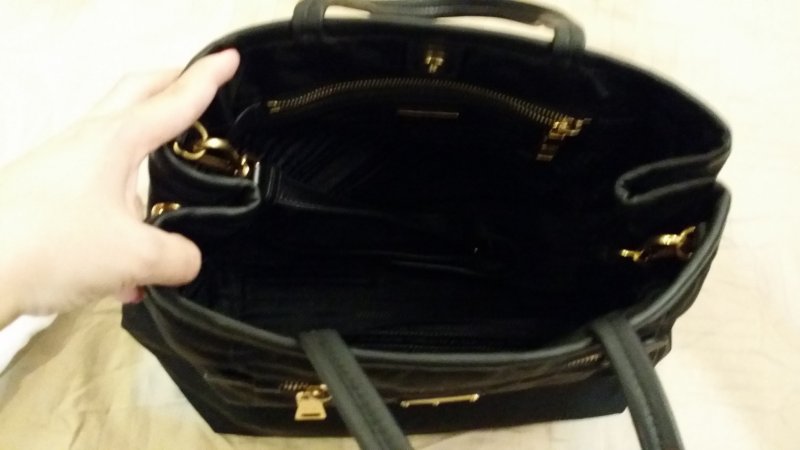 prada4.jpg