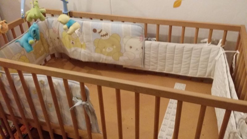 baby cot 2.jpg