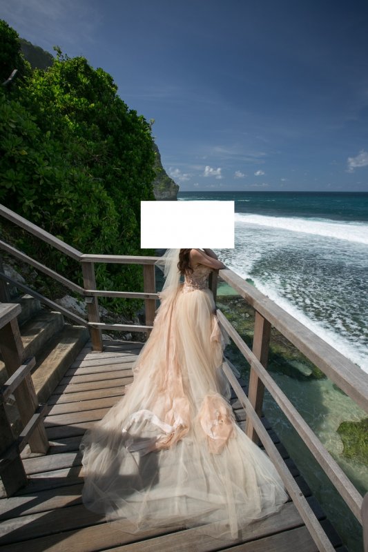 Flora2.jpg