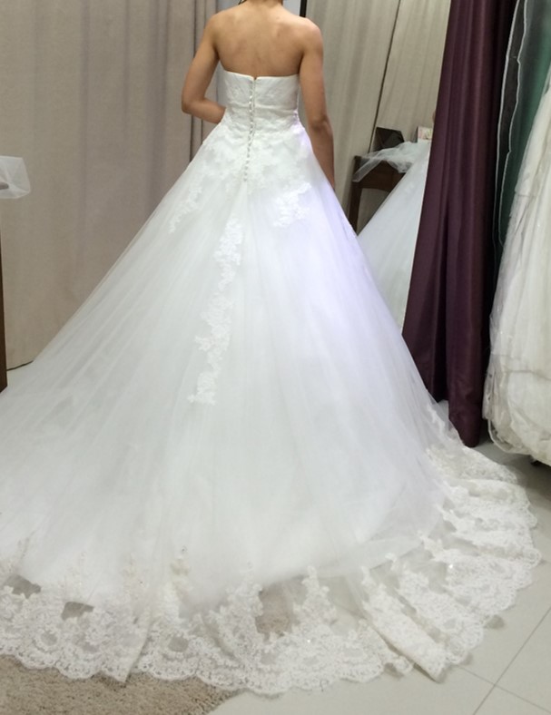 Bridal Gown ii (low resolution).jpg