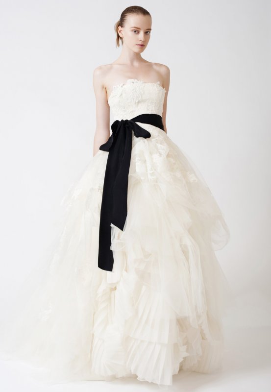 1347573545_f_Eliza_Front.jpg