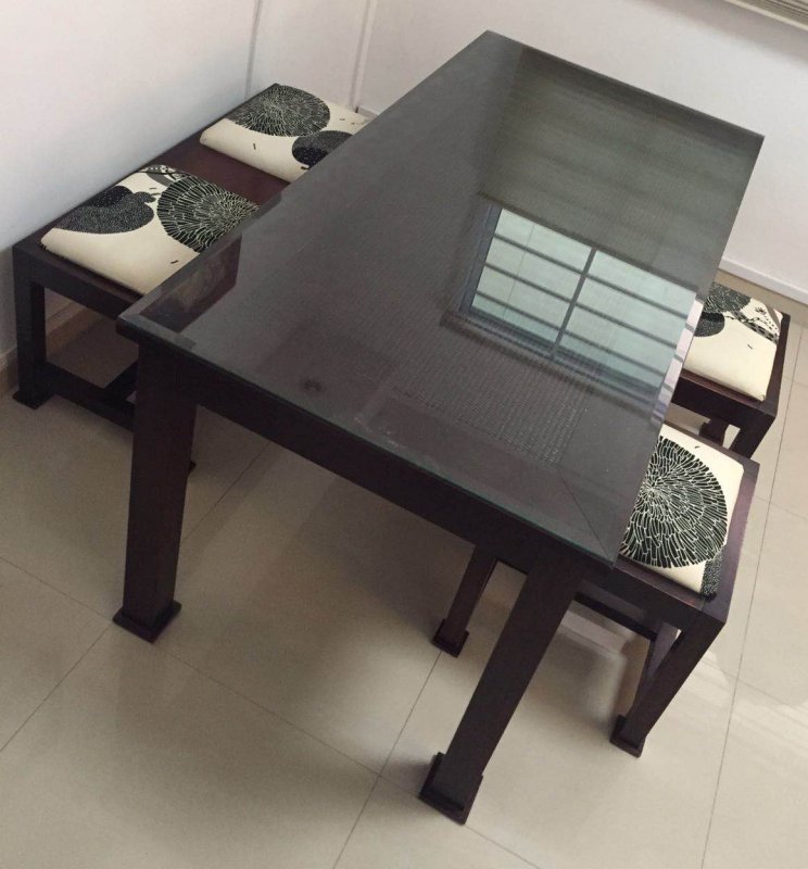 dining_table.jpg