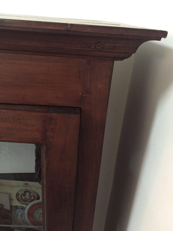 display_cabinet_02.jpg