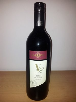 Shiraz 2011 soft medium bodied red sharnk version.jpg