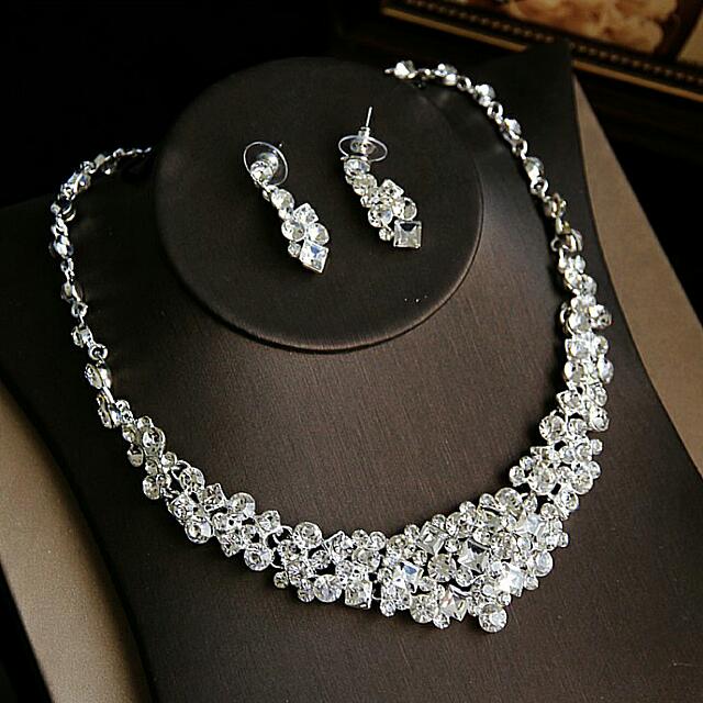 brand_new_bridal_set_jewellery_earring__necklace_crystal_set_1478739423_5cfb1b9a.jpg
