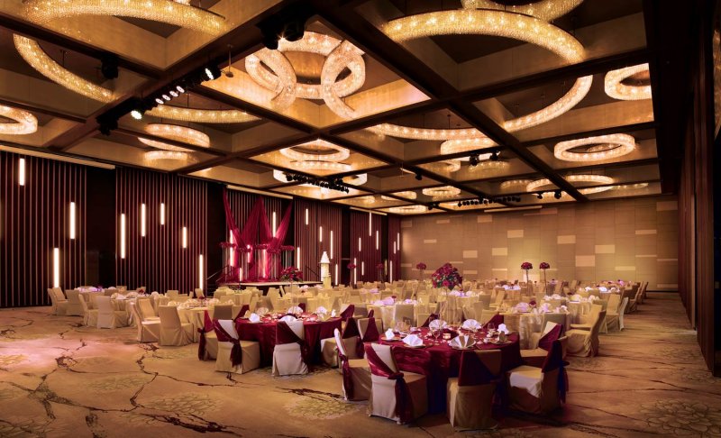 Pearl of the Orient.jpg Pearl of the Orient.jpg