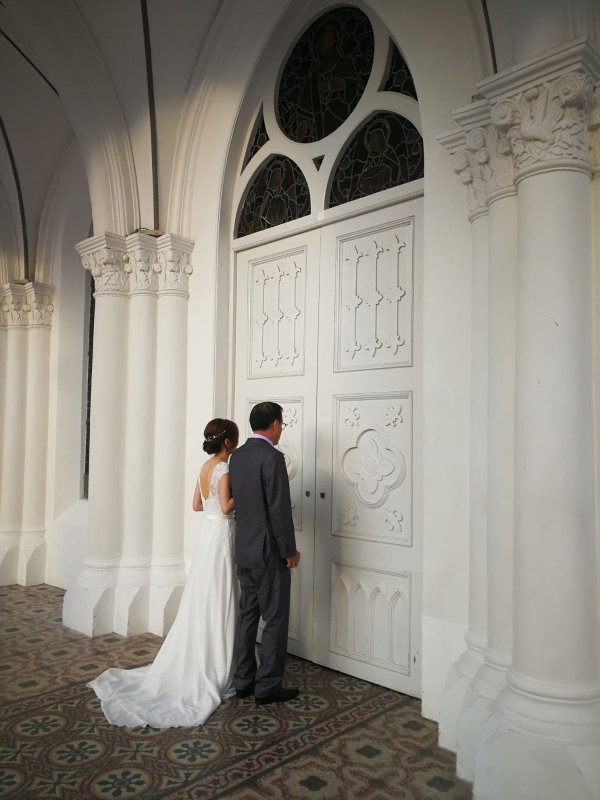 gown2.jpg
