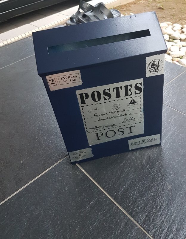 post box navy.jpg
