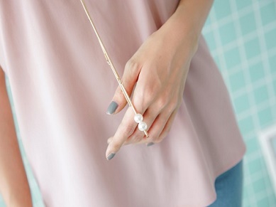 pink necklace top3.jpg