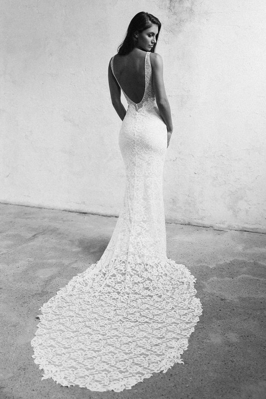 Grace-Loves-Lace-Gia20-1067x1600.jpg