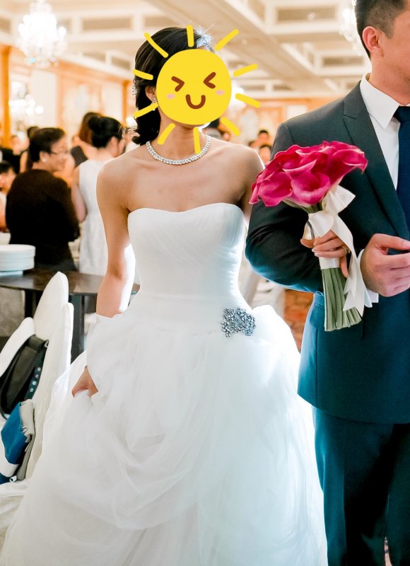 Vera Wang Pic 1.jpeg