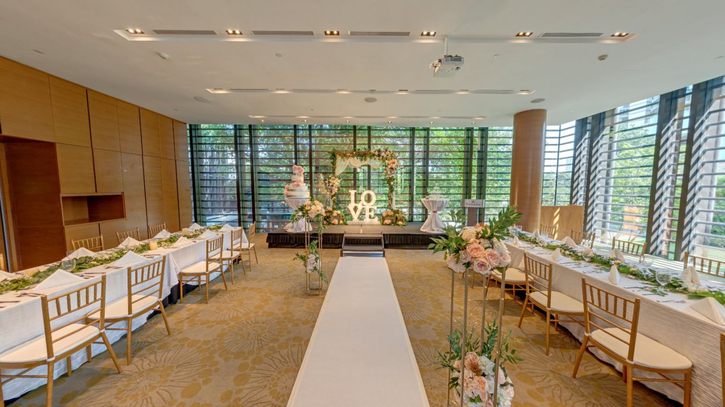 Zhongshan Room 2.jpg