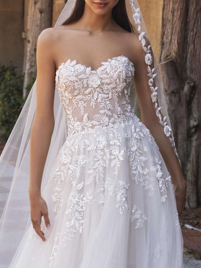 pronovias leda 2.jpg