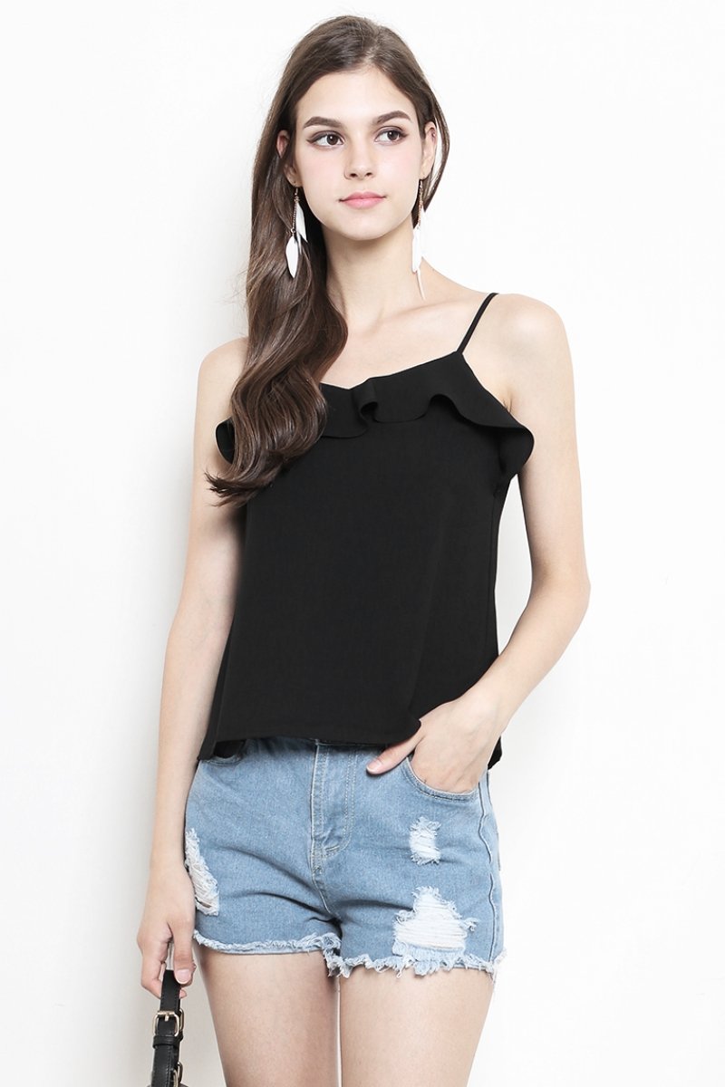 nieve black top.jpg