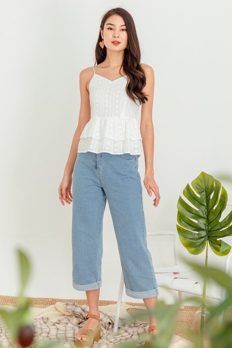 ira eyelet top1.jpg