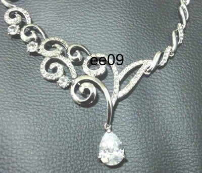 bling necklace 1.jpg