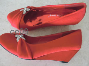 red shoes.jpg